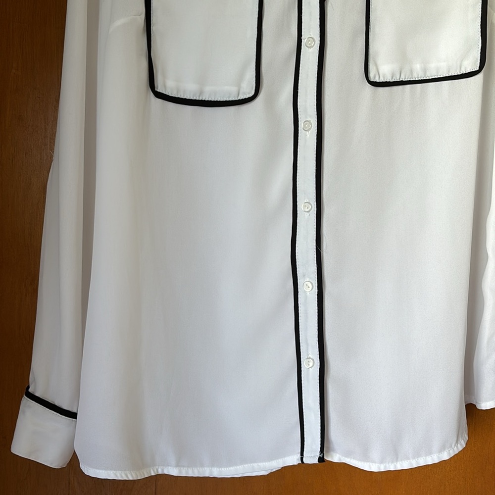 white & black button down blouse ☕️ - Picture 3 of 4